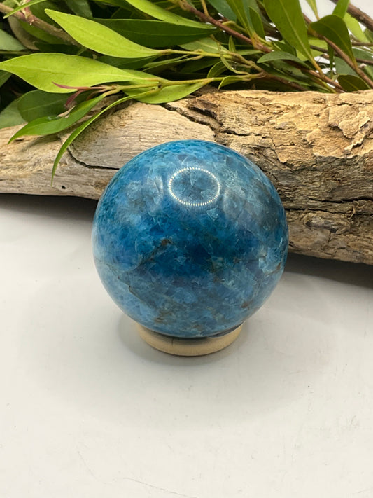 Apatite Sphere AS01