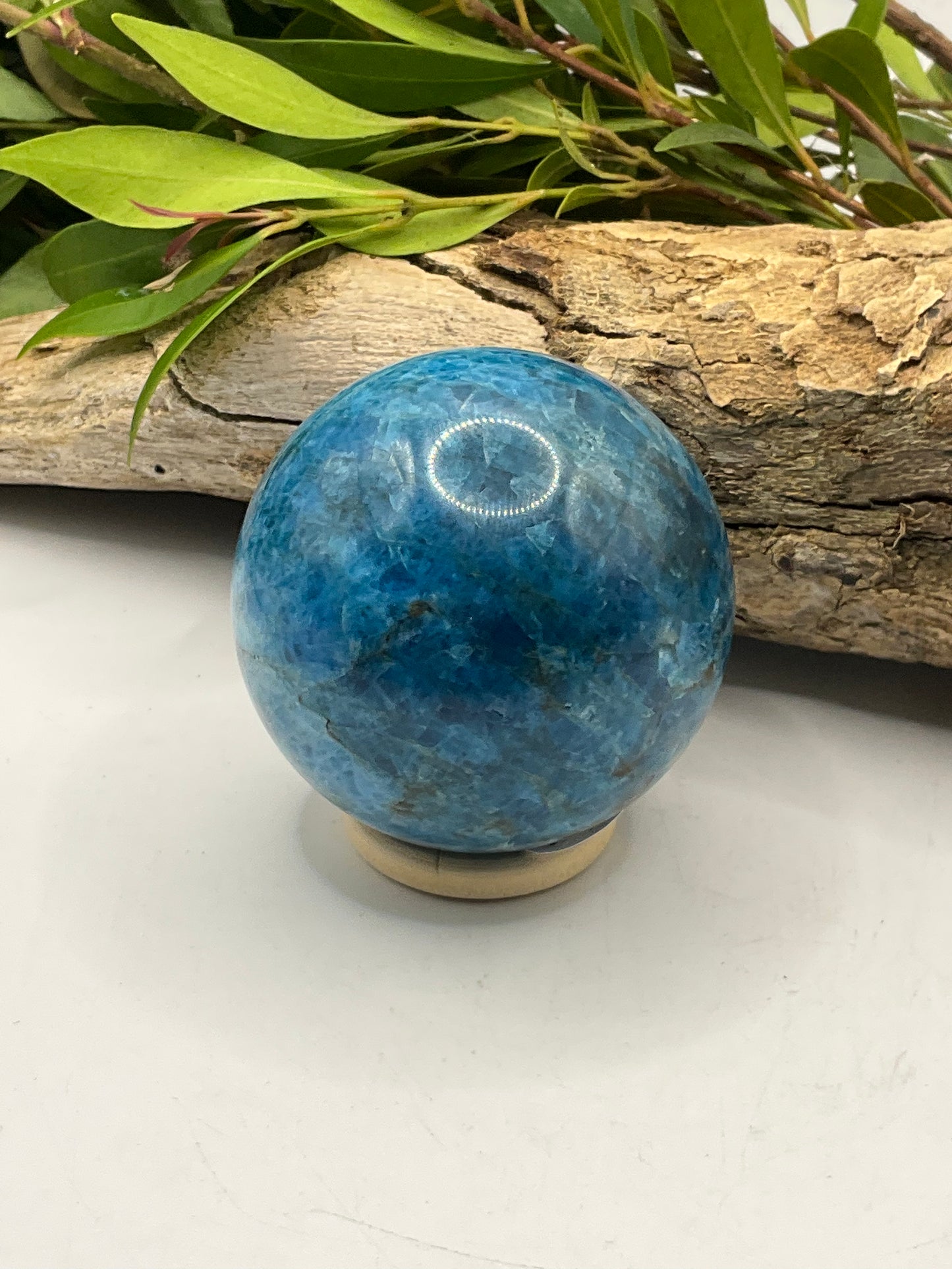 Apatite Sphere AS01