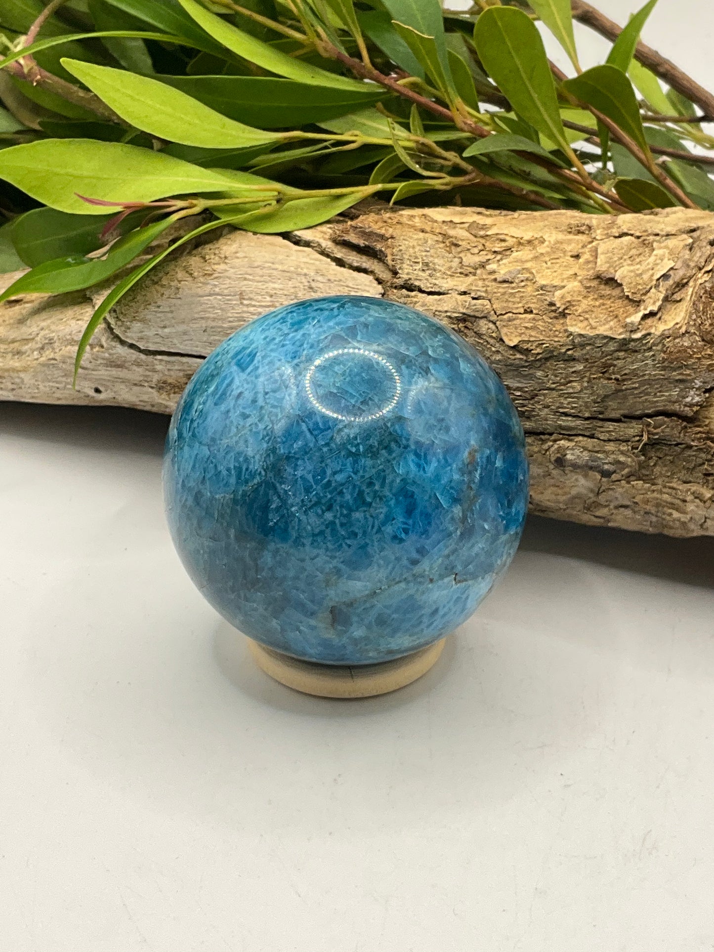 Apatite Sphere AS01