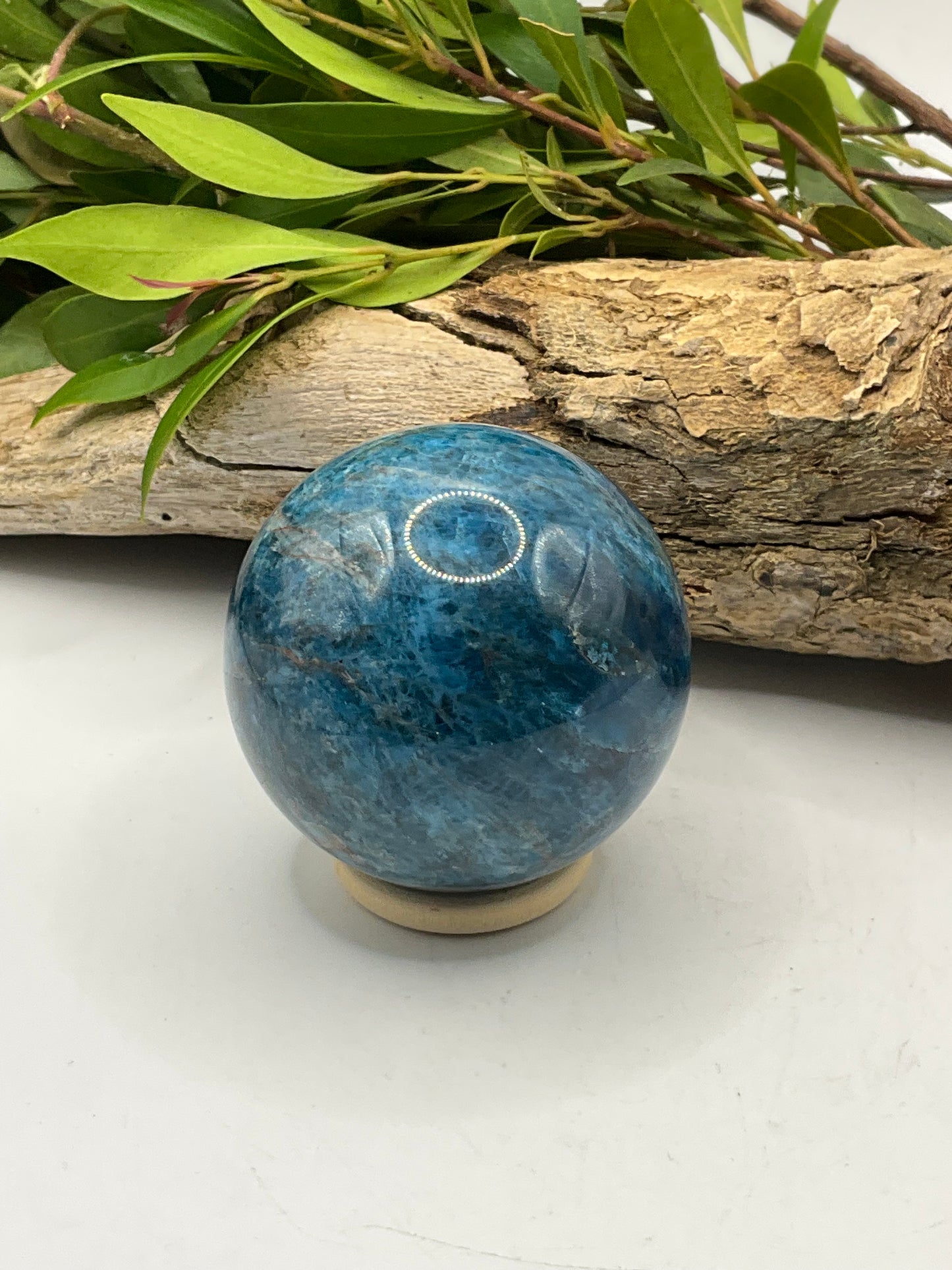 Apatite Sphere AS04