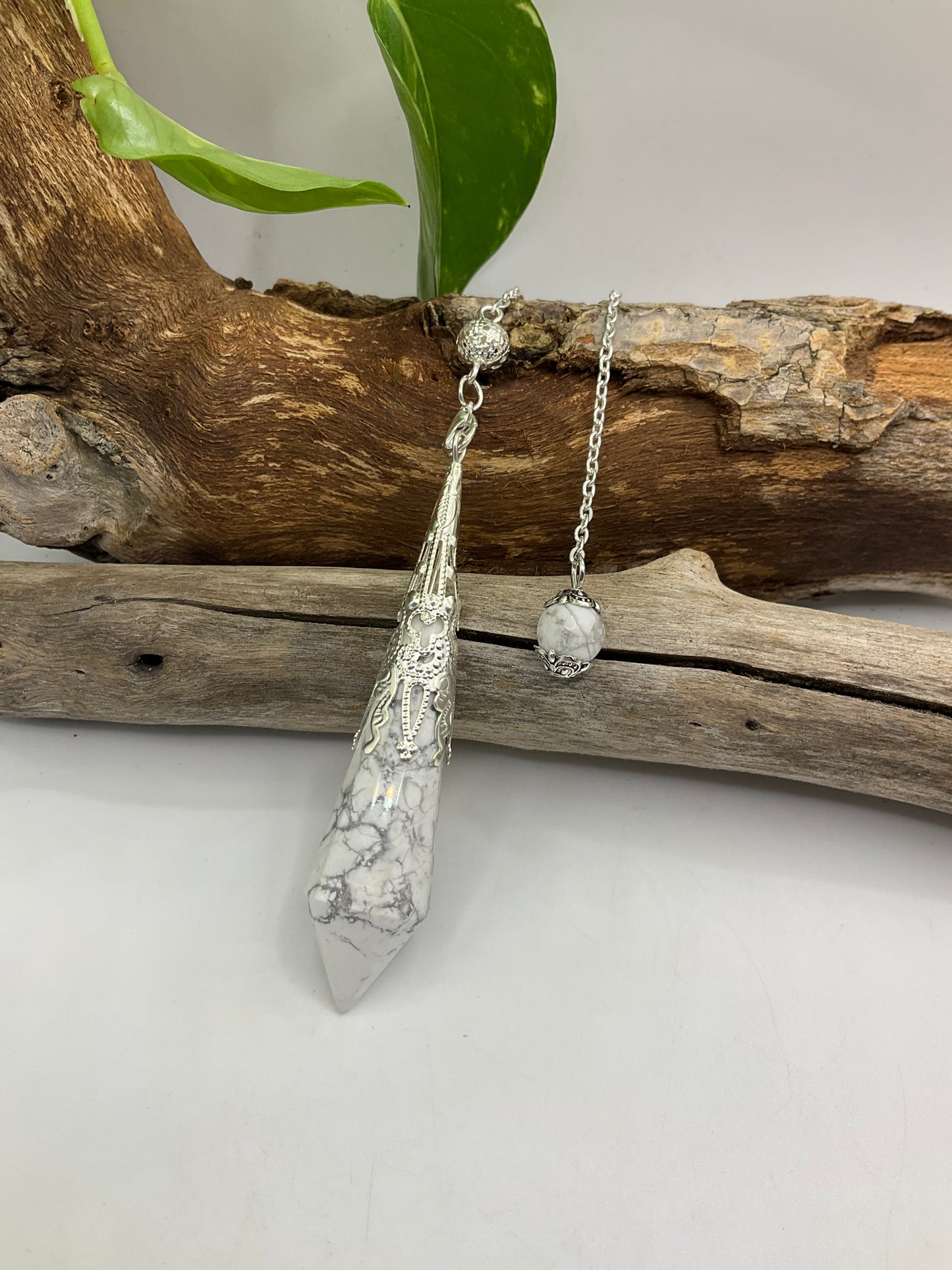 Howlite Pendulum