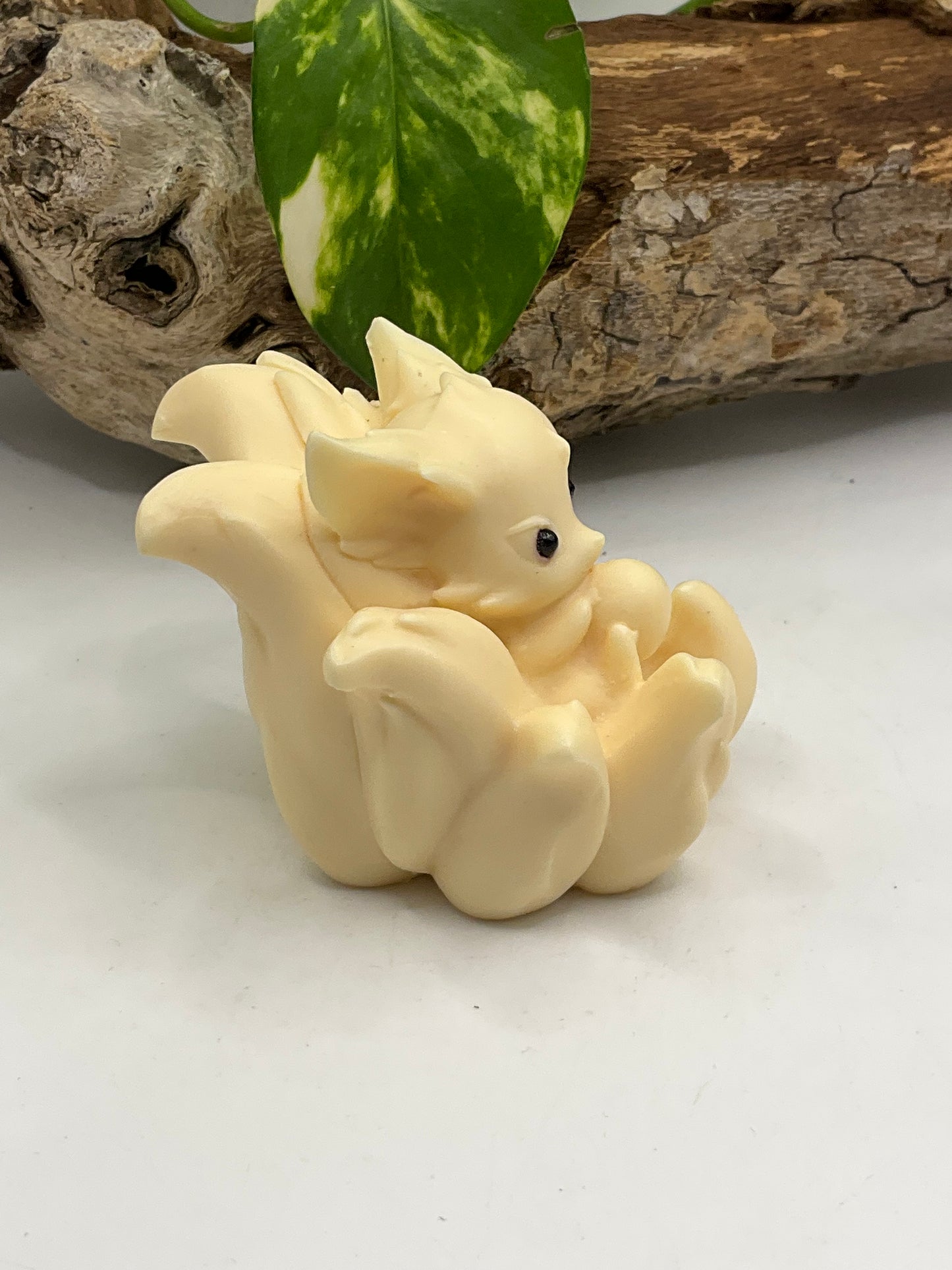 Nut Ivory Baby Nine Tail Fox