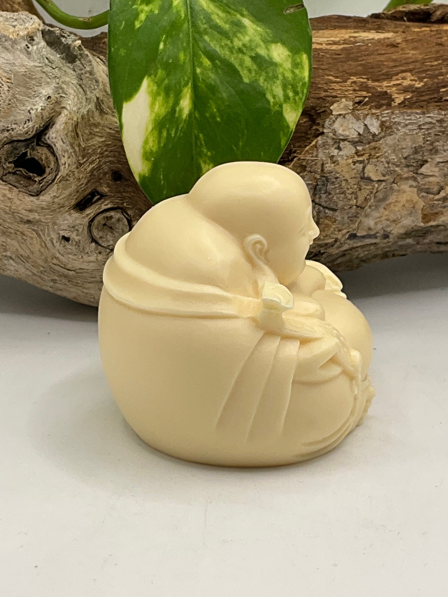 Nut Ivory Happy Buddha