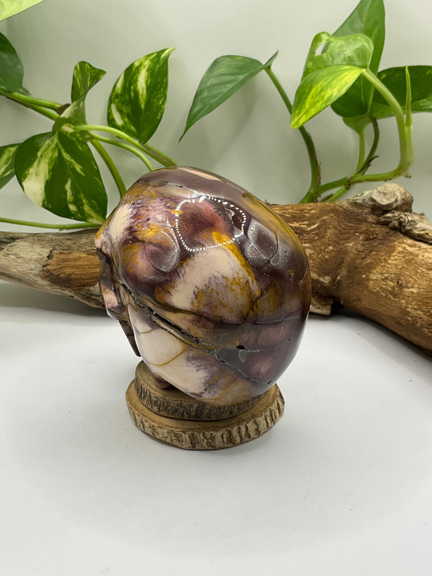 Mookaite Skull