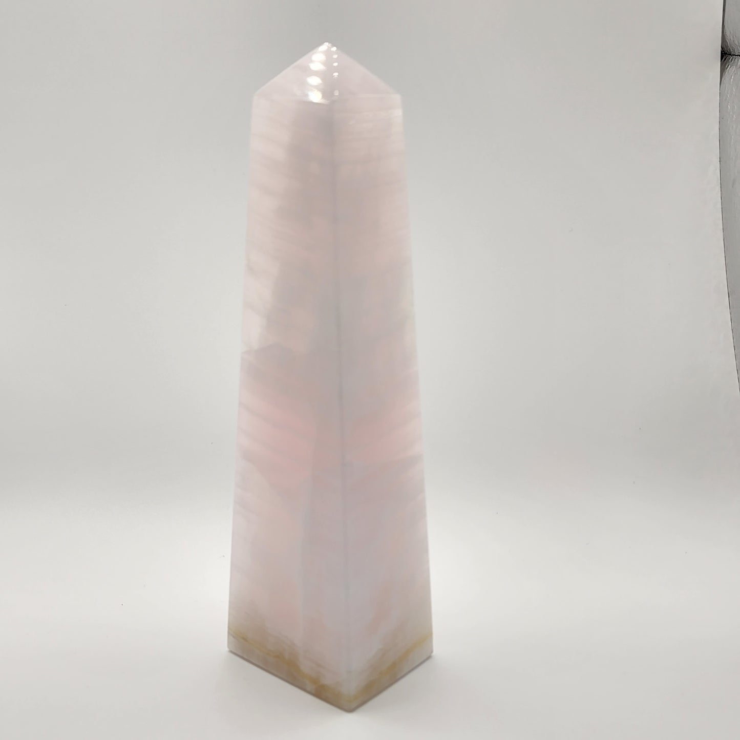 Mangano Calcite Tower A